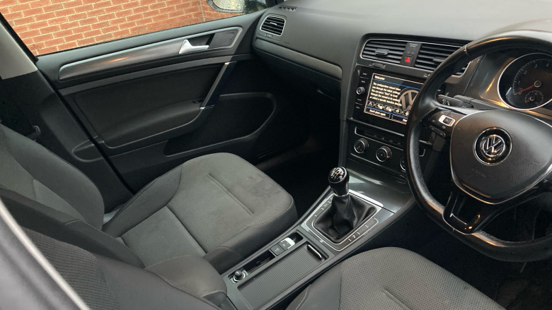 Volkswagen Golf 1.5 TSI EVO SE [Nav] 5dr Petrol Hatchback